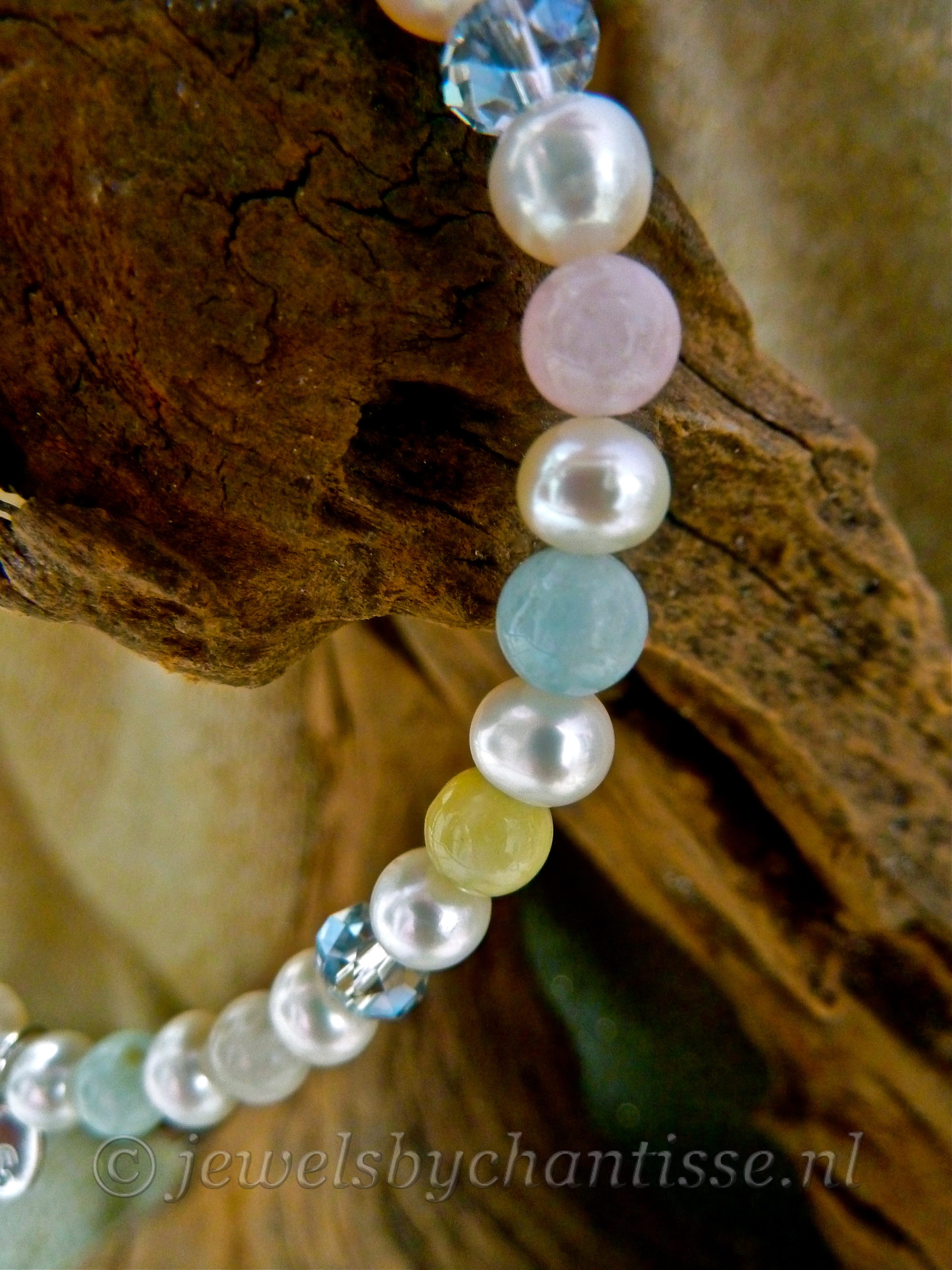 Parelarmbandje met Aquamarijn en Heliotroop