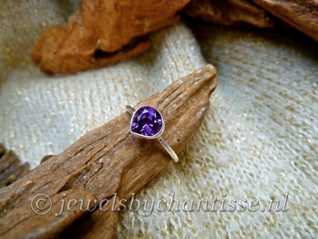 Zilveren ring met Amethist 3 Zilveren ring met Amethist