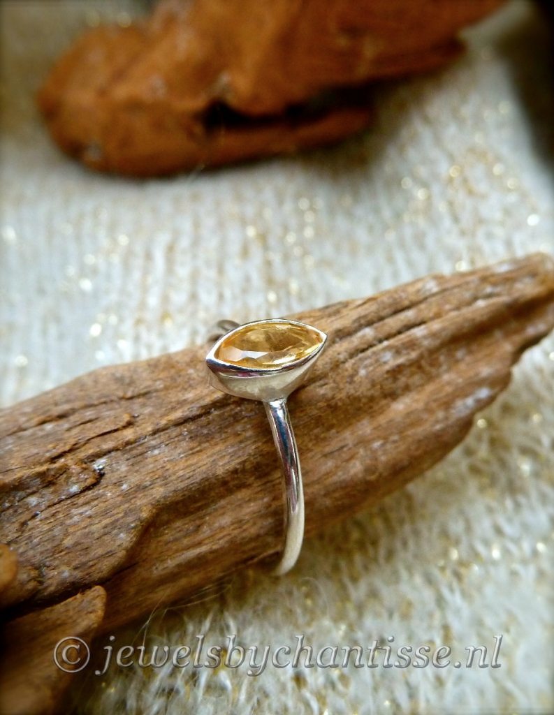 Zilveren Ring met Citrien