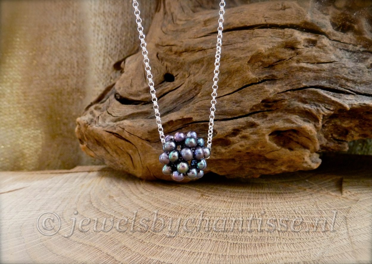 Zilveren Ketting met Parelbolletje 3 Zilveren Ketting met Parelbolletje