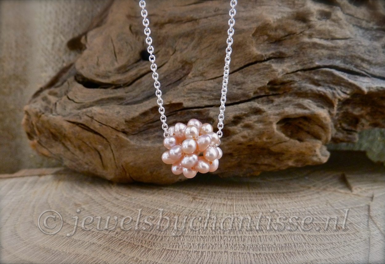 Zilveren Ketting met Parelbolletje 3 Zilveren Ketting met Parelbolletje