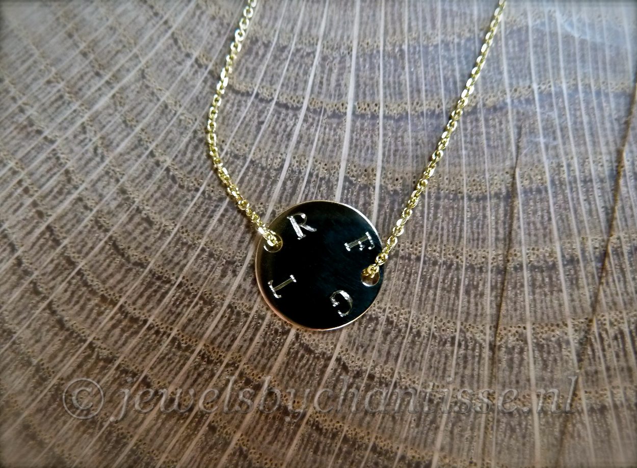 Gouden Armband met Labeltje