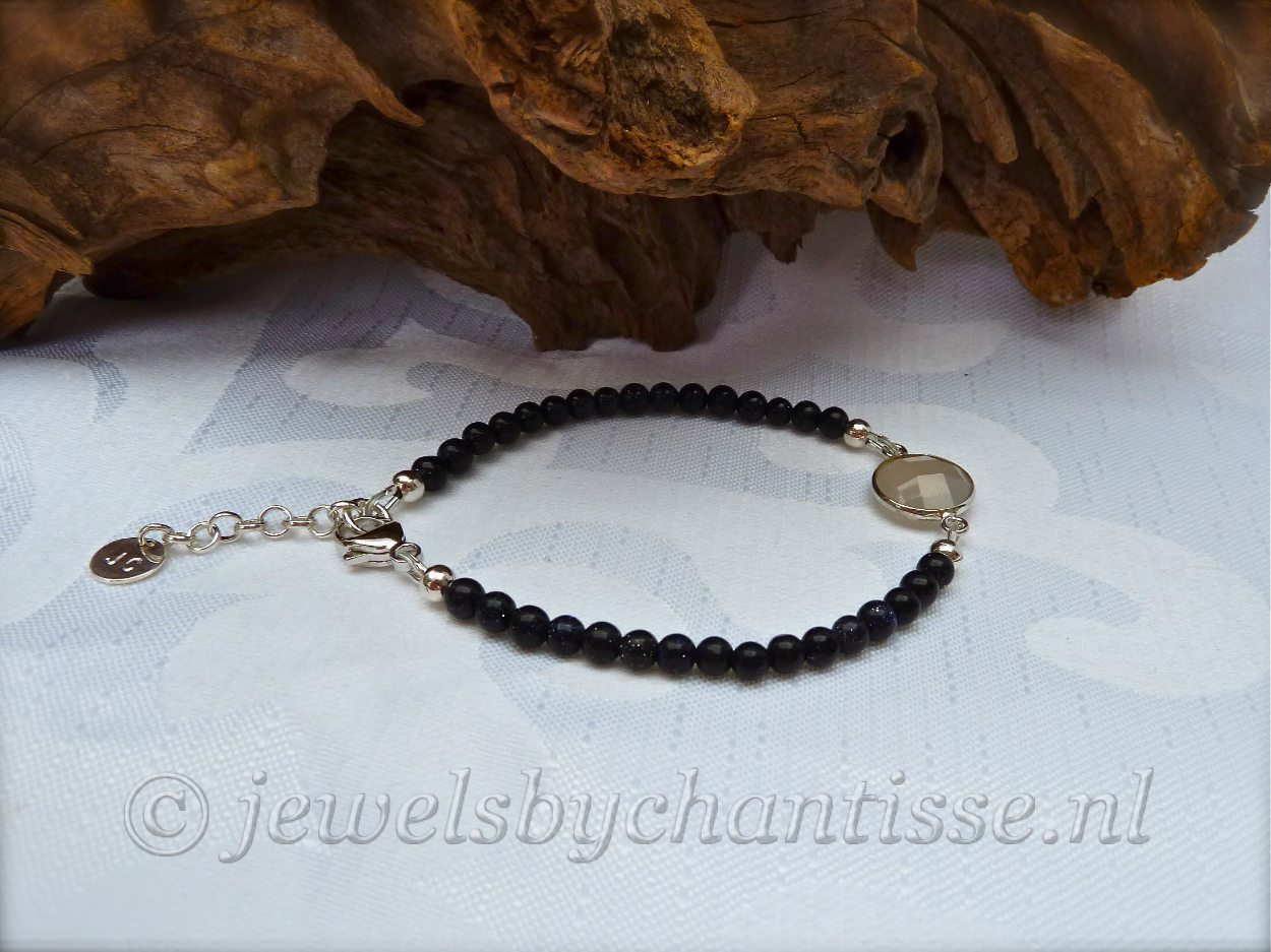 Blauwe Goudsteen Armband met Grijze Agaat 2 Blauwe Goudsteen Armband met Grijze Agaat