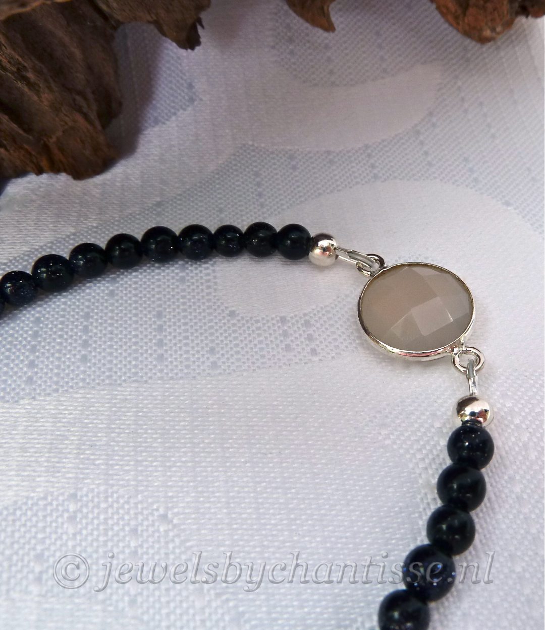 Blauwe Goudsteen Armband met Grijze Agaat 4 Blauwe Goudsteen Armband met Grijze Agaat