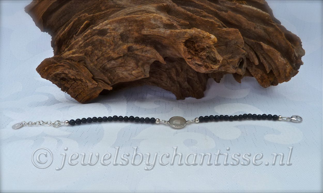 Blauwe Goudsteen Armband met Grijze Agaat 7 Blauwe Goudsteen Armband met Grijze Agaat