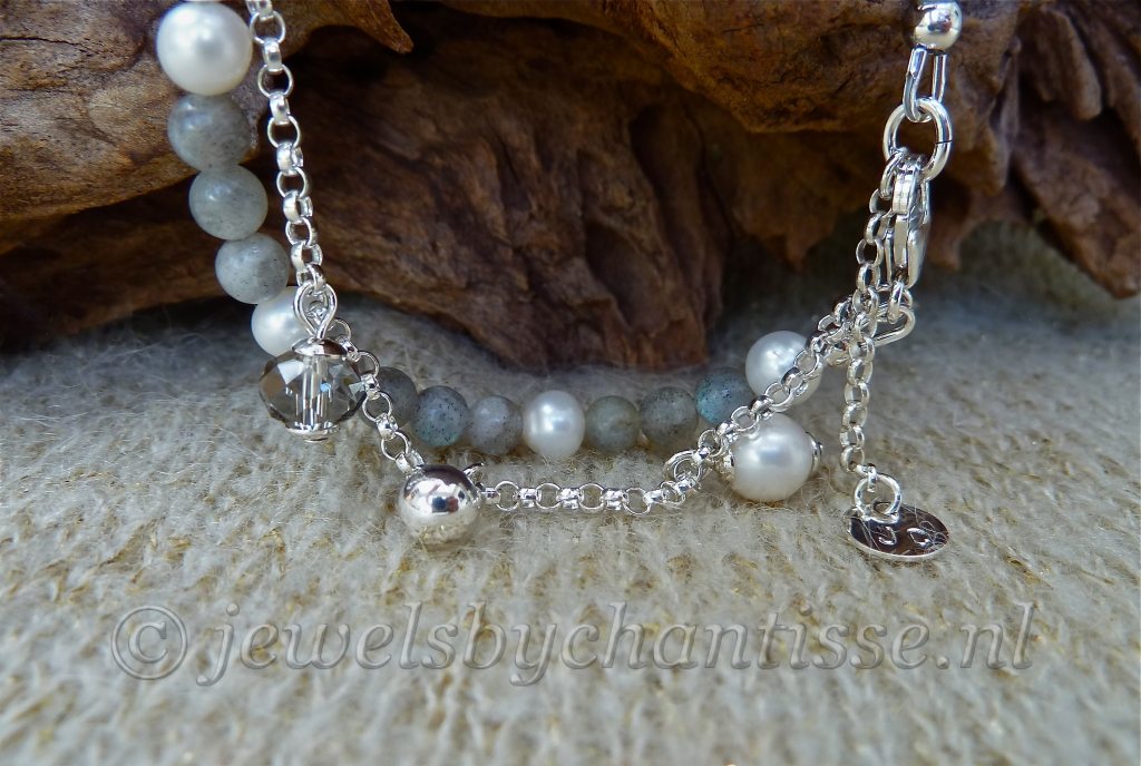 Zilveren Labradoriet Armband met Parels