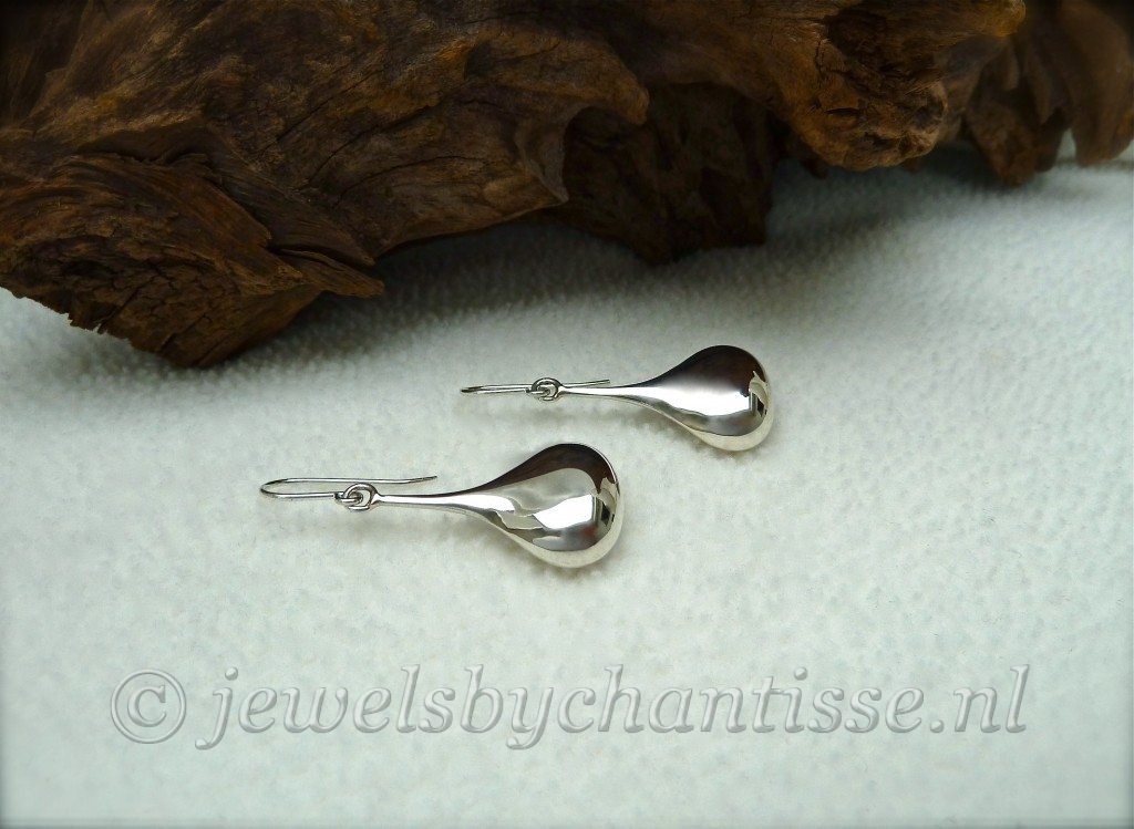 Zilveren Druppel Oorbellen