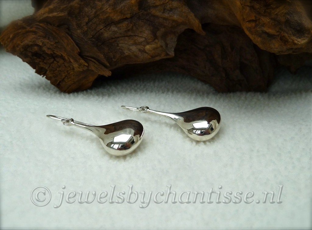 Zilveren Druppel Oorbellen