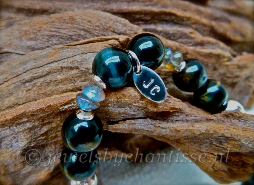 Zilveren Armband met Valkenoog 5 Zilveren Armband met Valkenoog