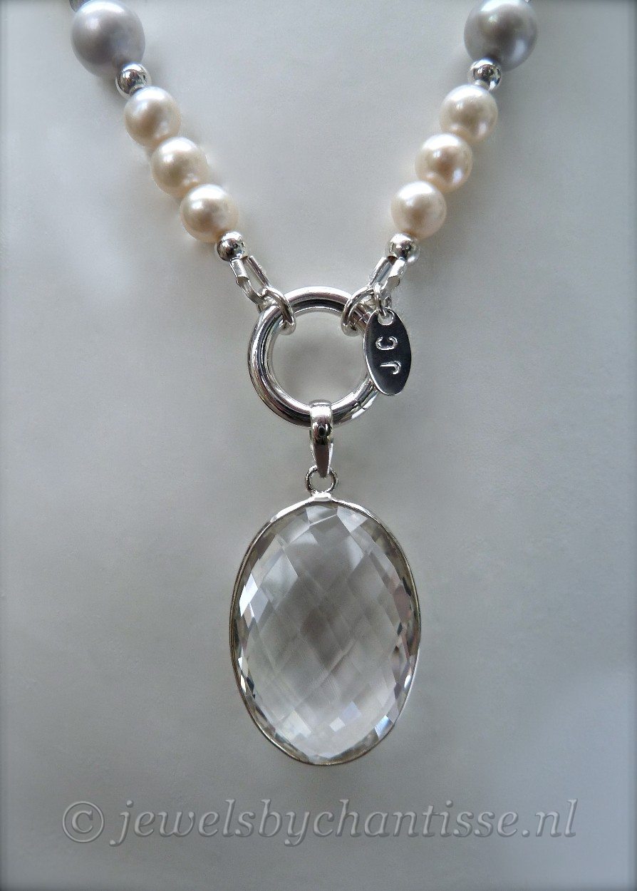 Parelcollier met Bergkristal Pendant