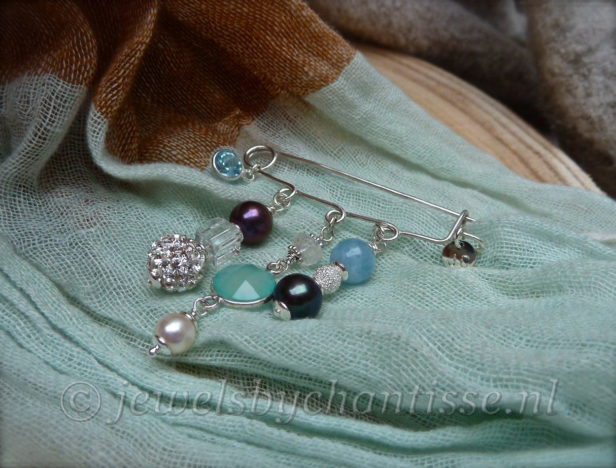 Zilveren Speld met Aquamarijn