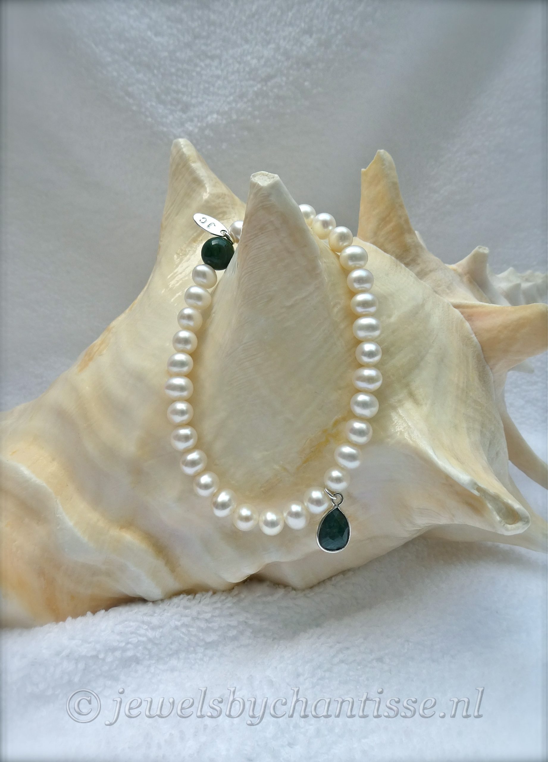 Elastische Armband met Smaragd