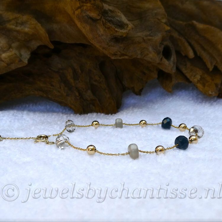 Geelgouden Armband met Maansteen, Agaat en Kristal