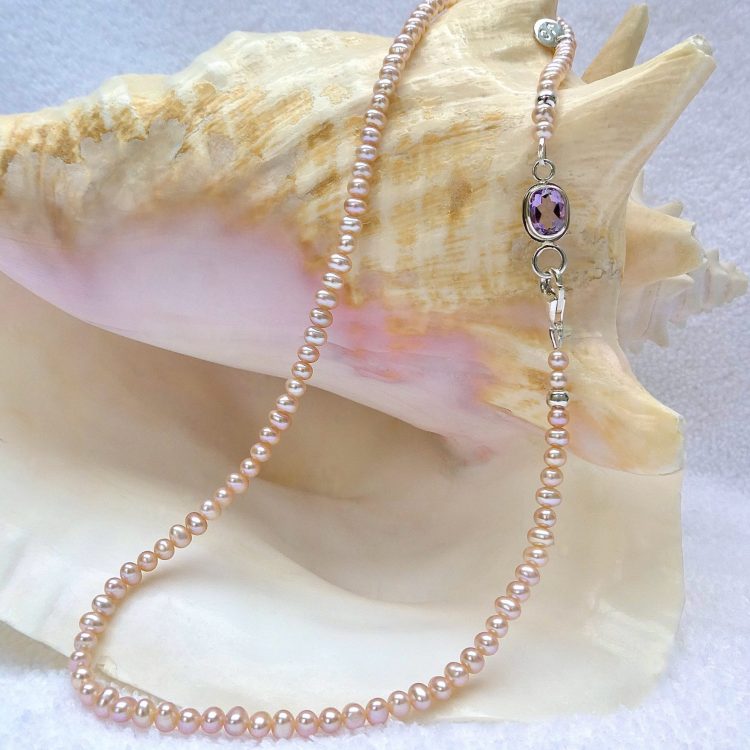 Zilveren Parelcollier met Amethist Sluiting