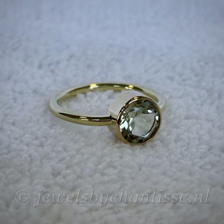 Geelgouden Ring met Prasioliet
